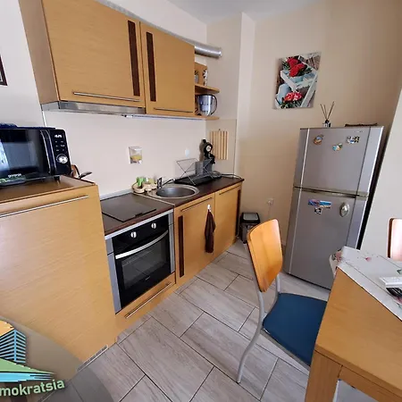 Demokratsia Μπουργκάς