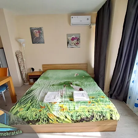 アパート Demokratsia ブルガス