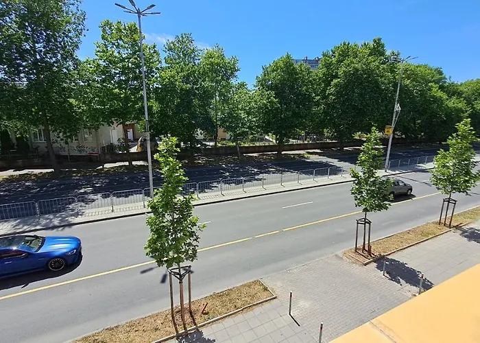 Апартамент Demokratsia *